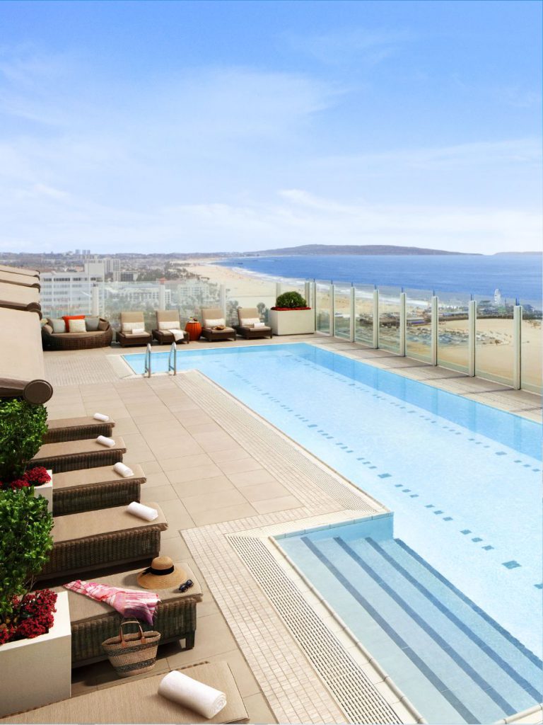 1221 Ocean rooftop pool overlooks the ocean